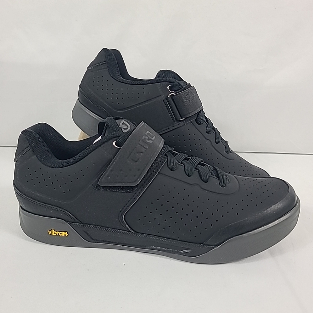 NEW Giro Men's Chamber 2 Mountain Bike Cycling Shoe Black Size 44 EU, US 10.5